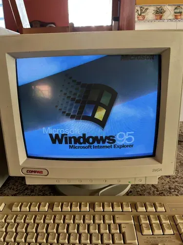 Monitor de computadora VGA a color