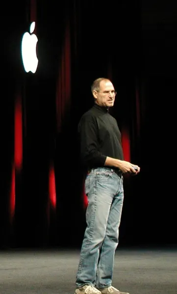 Steve Jobs presentando un iPod nano
